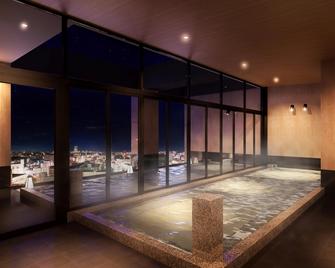 Candeo Hotels Osaka Namba - Ōsaka