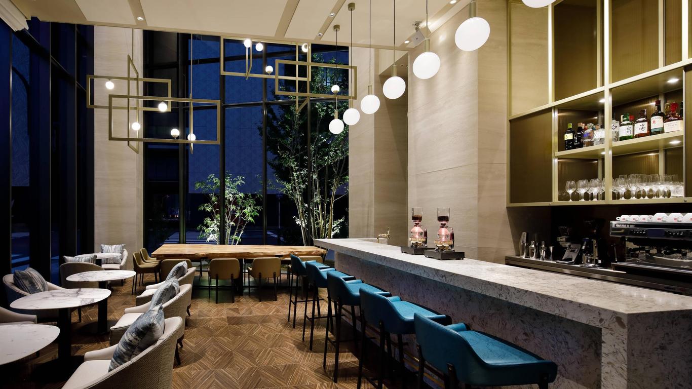 Courtyard by Marriott Osaka Honmachi