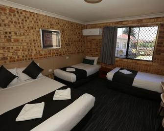 Clermont Country Motor Inn - Clermont - Habitación