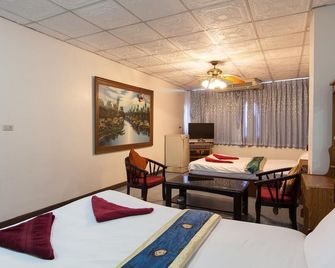 The Encore Hotel - פאטאיה - חדר שינה