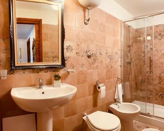 Alloggio turistico S.Pellegrino 45 - Viterbo - Baño