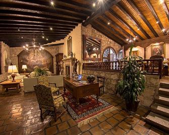 Villa Montana Hotel & Spa - Morelia - Recepción