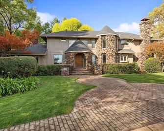 Wine Country Estate Home With Pool - Saint Helena - Toà nhà