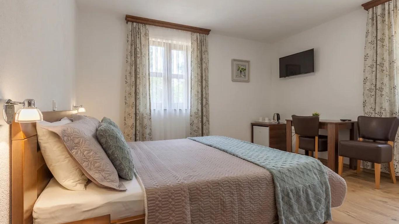 Rooms Imperial House