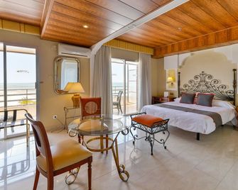 Hotel Polamar - Santa Pola - Bedroom