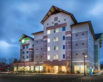 Holiday Inn Express & Suites Seattle South - Tukwila By IHG - Tukwila - Budova