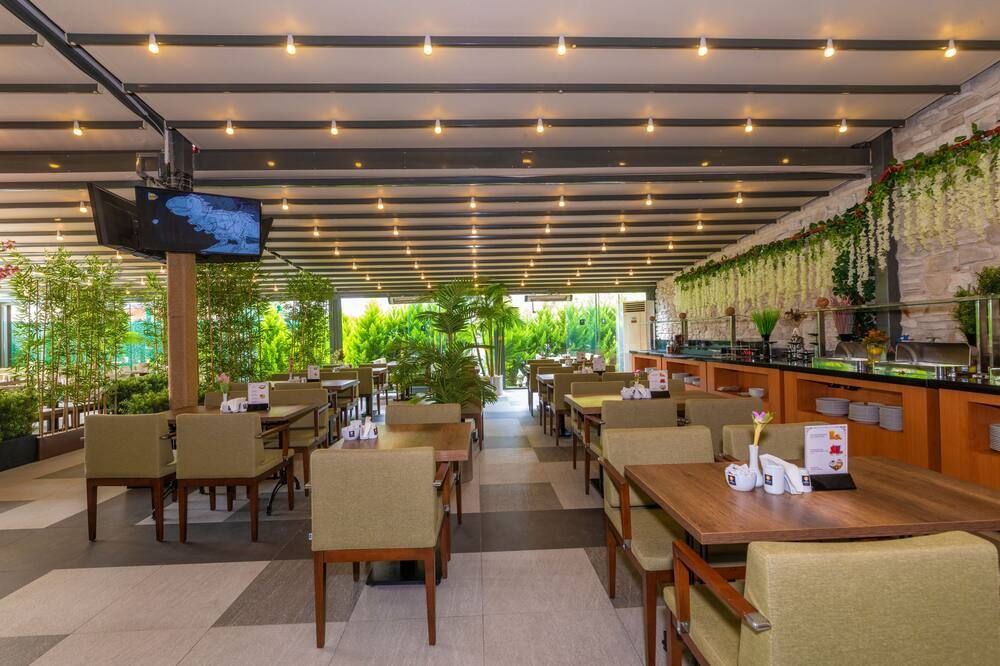 لاند بارك هوتل