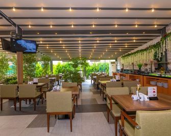 Land Park Hotel - Estambul - Restaurante