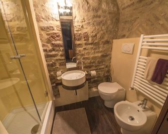 La Zuppa Inglese - Assisi - Kamar Mandi