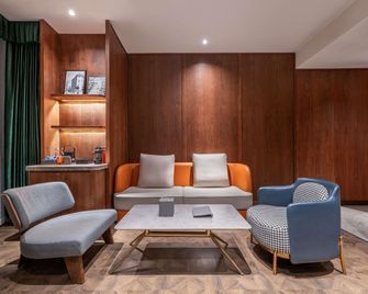 Novotel Shanghai Baoshan Jiusi - Şanghay - Salon