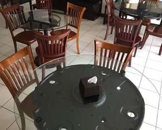 El Haciendero Private Hotel - Iloilo City - Restaurante