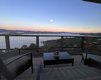 Spectacular Lake View House waiting for you - Kelseyville - Balcony