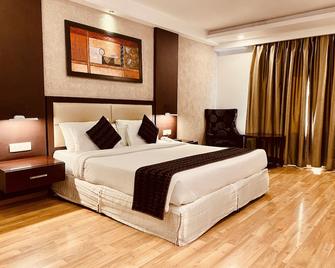 hotel Ananya Regency - Kashipur - Bedroom
