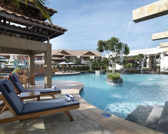 غراند ليكسس بورت ديكنسون - بورت ديكسون - حوض السباحة