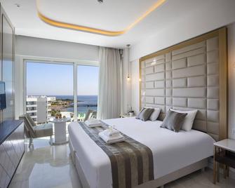 Constantinos The Great Beach Hotel - Protaras - Ložnice