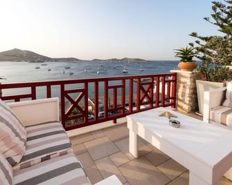 Katerina Mare - Naousa - Parveke