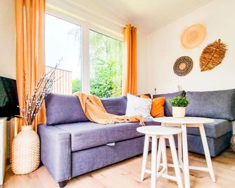 Awesome Home In Heinkenszand With Wifi - Heinkenszand - Living room
