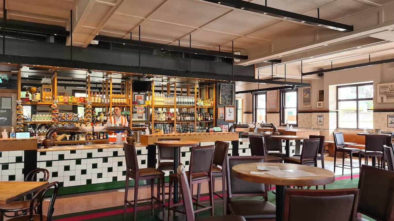 Palace Hotel Mortlake Sydney