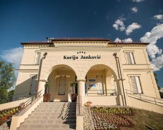 Hotel Kurija Jankovic - Virovitica - Edificio