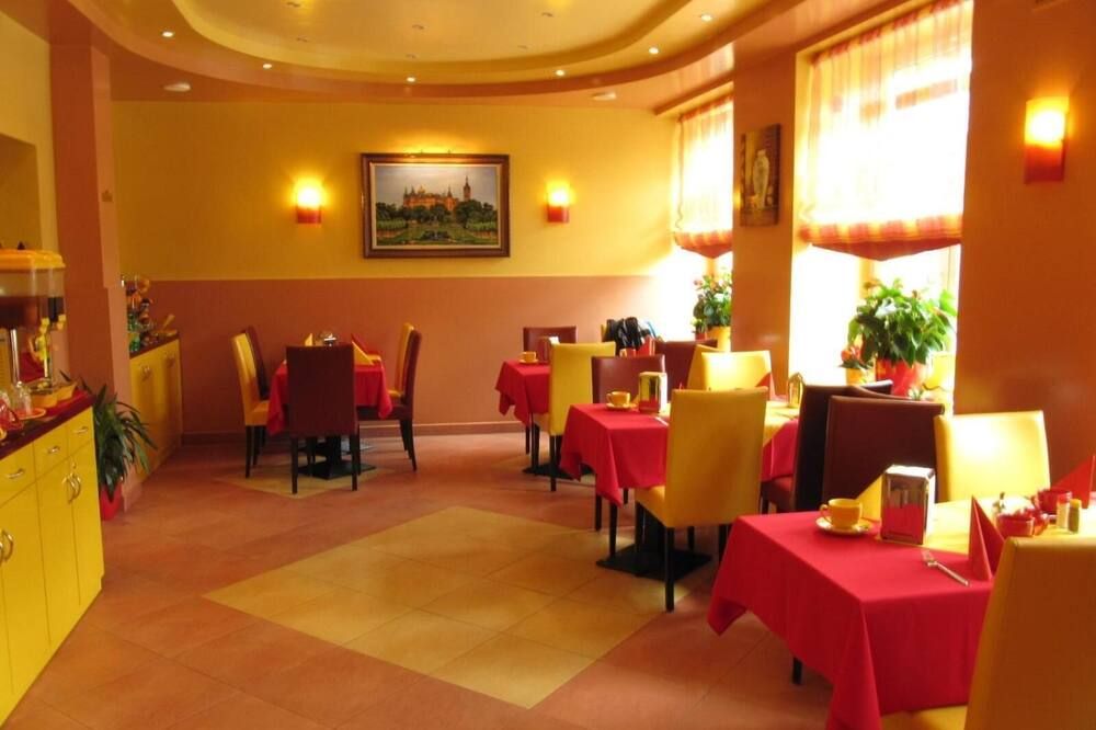 Hotel Am Hauptbahnhof - Schwerin - מסעדה