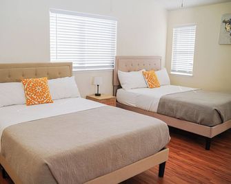 Spacious Home Right off 99 Fwy - Bakersfield - Chambre