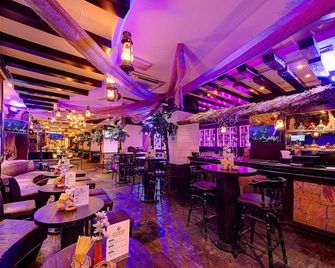 Ascot Hotel - Dubai - Bar