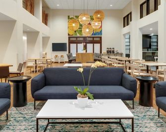 Hampton by Hilton San Jose Airport - אלחואלה - טרקלין