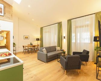 the salt vis à vis - Hallein - Living room