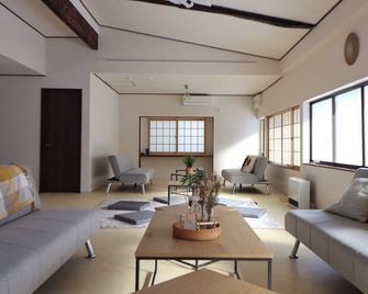 Pets allowed Karaoke room available A singlesto / Hanamaki City Iwate - Hanamaki - Pokój dzienny