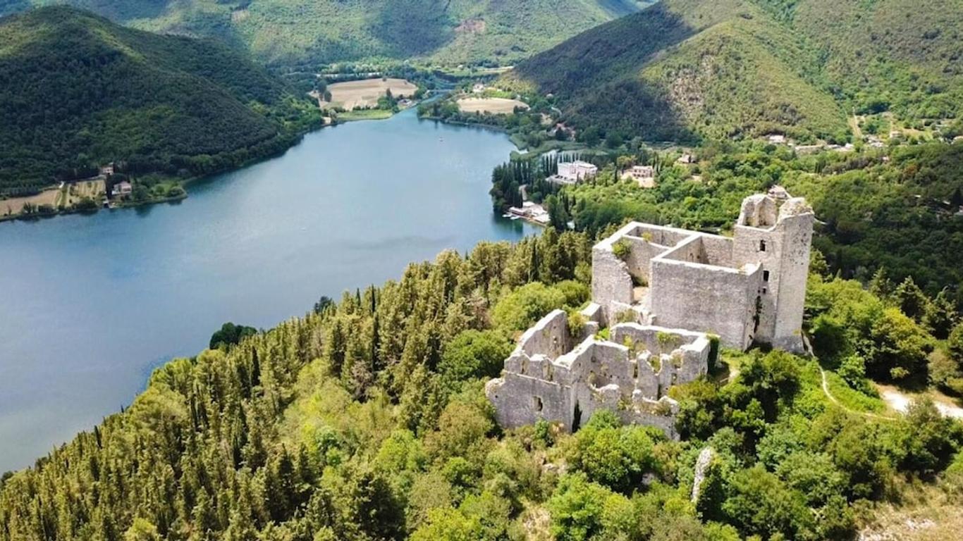 Hotel Del Lago Piediluco