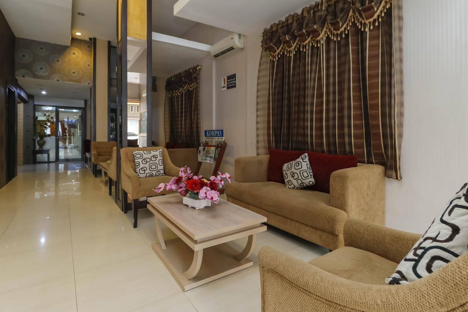 RedDoorz Plus at Grand Populer Hotel Makassar