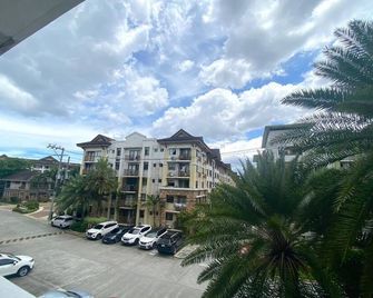 Bright and cozy studio unit in Pasig, eastern Manila - Pasig