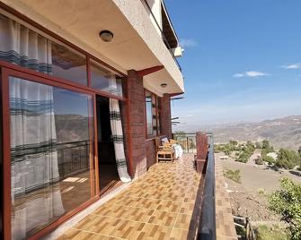 Lalibela Apartments - Lalībela - Balcony