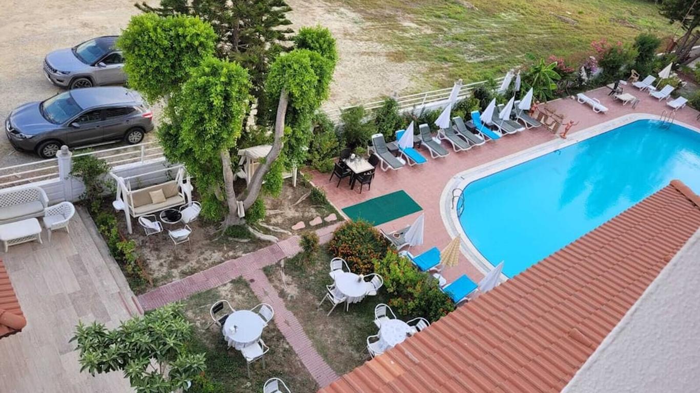 Carna Garden Hotel