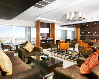 Kantary Hotel and Serviced Apartments, Ayutthaya - Ayutthaya - Lounge
