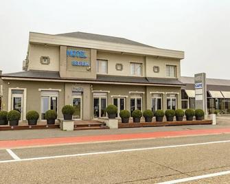 Belrom Hotel - Sint-Truiden - Будівля