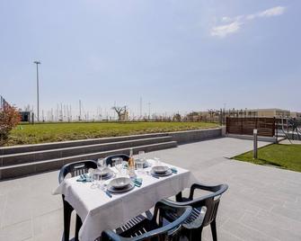 Aregai Marina Exclusive Seaside Apartments - Santo Stefano al Mare - Patio
