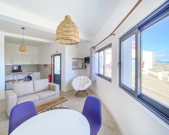 Casa da Baleia T1 - Vila Franca do Campo - Wohnzimmer