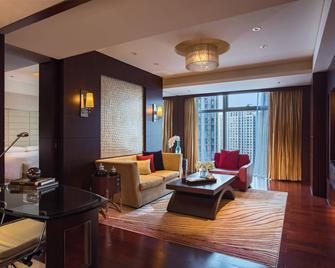 Renaissance Shanghai Putuo Hotel - Shanghai - Living room
