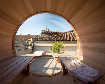 Urban Style Hotel Les Fleurines - Villefranche-de-Rouergue - Balcon