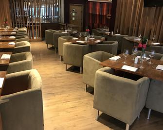 The Continental Hotel, Heathrow - Hounslow - Restaurante