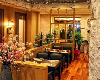 Fontana Beach Hotel - Mokpo - Restaurant