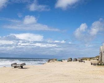 Villa Coloane - Family Vacation House - Mira - Strand