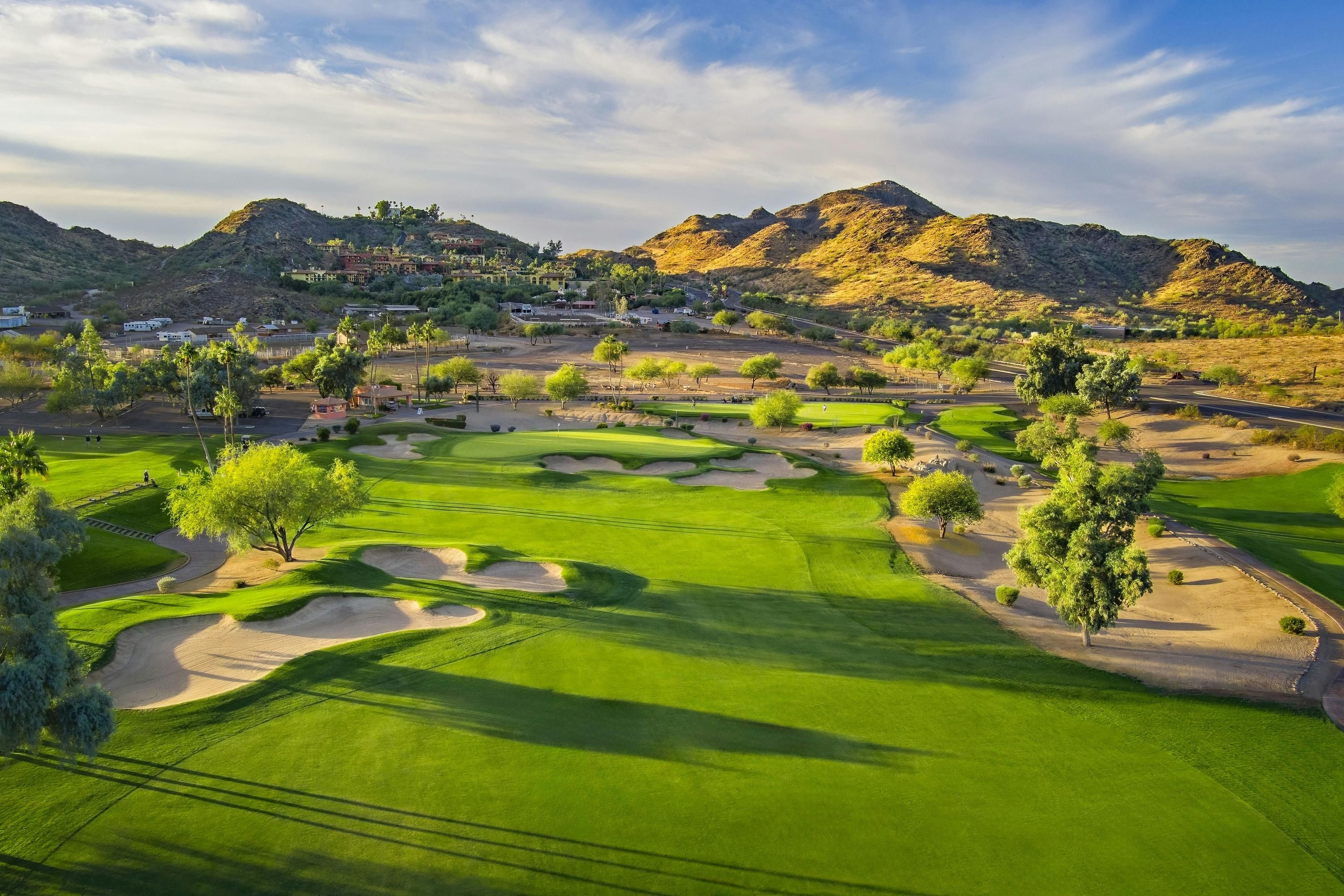 Hilton Phoenix Tapatio Cliffs Resort thumbnail 3