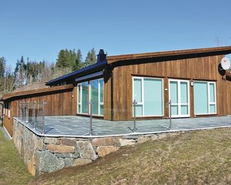 Four-Bedroom Holiday Home Farsund With Sea View 09 - Farsund - Bygning