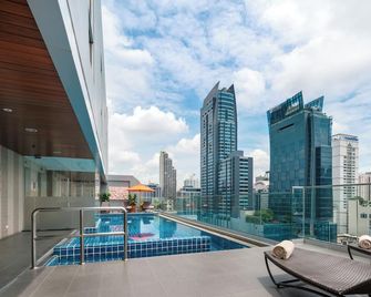 Adelphi Suites Bangkok - Bangkok