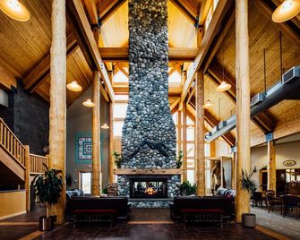 Talkeetna Alaskan Lodge - Talkeetna - Lobby