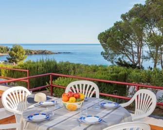 Holiday Home Residencial Cap de Grifeu by Interhome - Llançà - Balcón