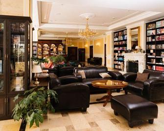 Grand Hotel Emerald - Sankt Petersborg - Lounge
