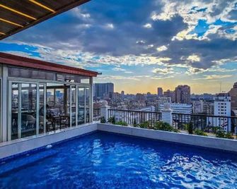 Mar Charbel Hotel Cairo - 開羅 - 游泳池